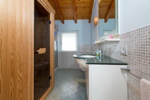 Villa Near Milan With Swimming Pool