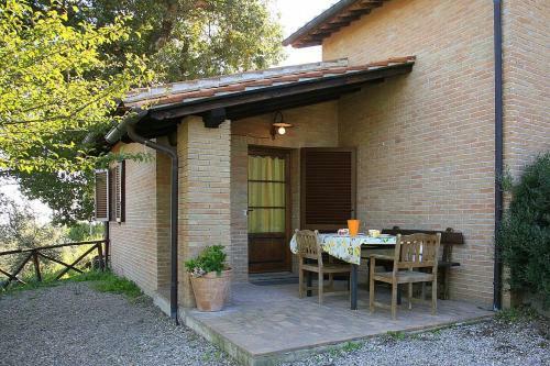Fiordini Villa Sleeps 6 Pool Air Con Wifi