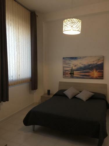 Hostal Holiday Home Fontana Greca