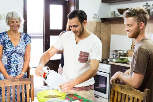 Hostal Fauzi Azar Inn