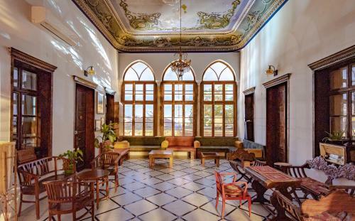 Hostal Fauzi Azar Inn