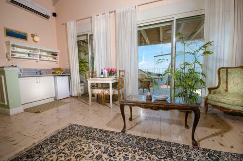 Lodge Ha'seuda Ha'achrona Suites
