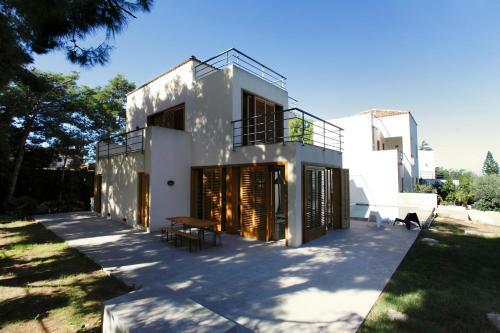 Apartment By The Sea, Max 6 People