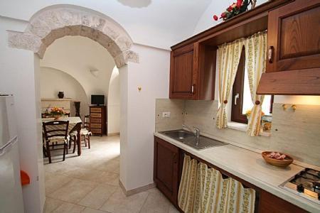 Martina Franca Villa Sleeps 4 Pool Wifi