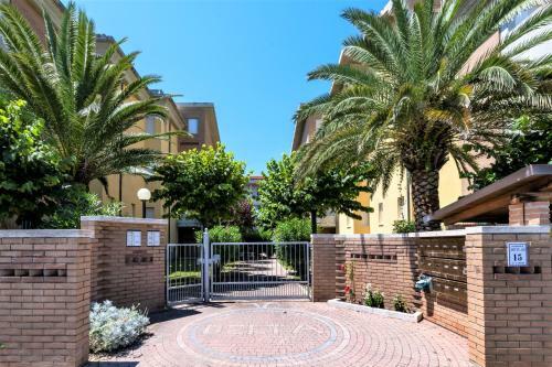 Apartamento Accogliente Trilocale Turone A Due Passi Dal Mare