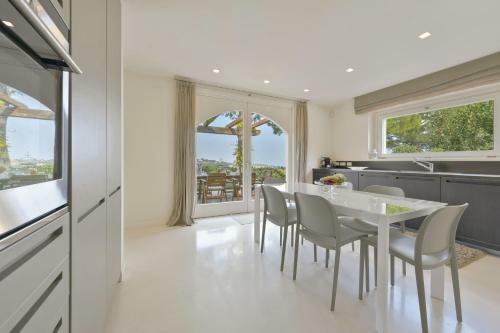 Piane Chienti Villa Sleeps 8 Pool Air Con Wifi