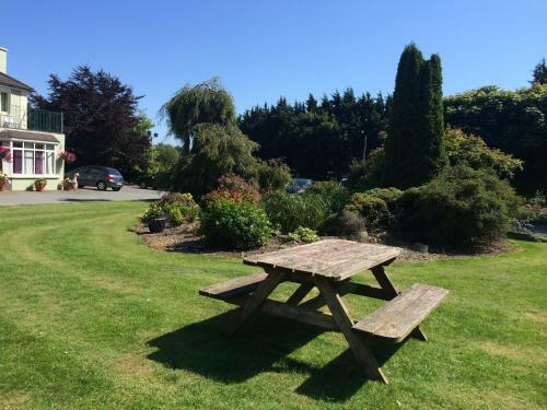 Hostal Glenmore House