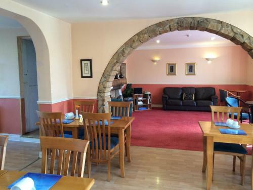 Hostal Glenmore House