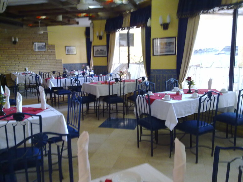 Gaddis Luxor Hotel, Suites And Apartments