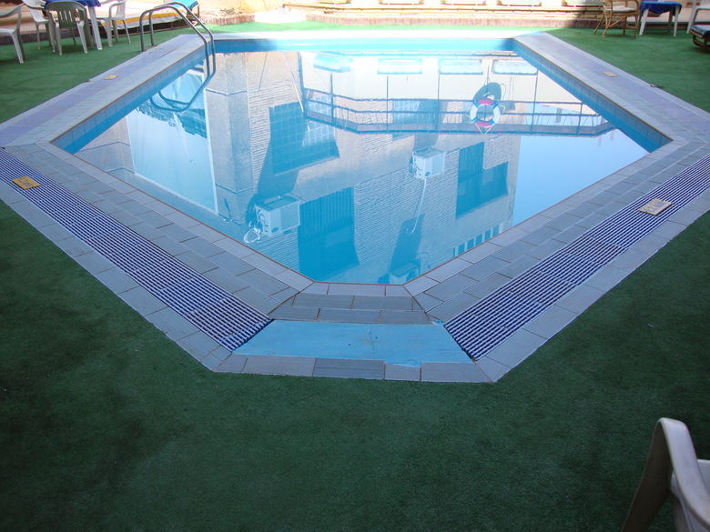 Gaddis Luxor Hotel, Suites And Apartments