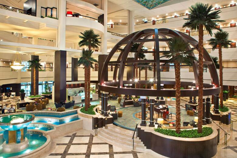 Hotel Al Bustan Rotana