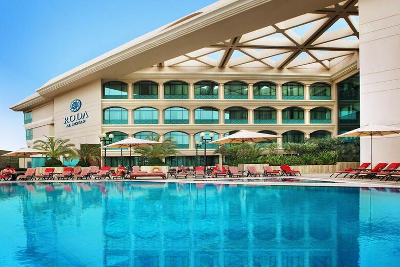 Hotel Al Bustan Rotana