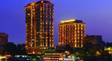 Hotel Four Seasons First Residence