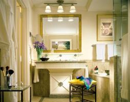 Hotel Four Seasons First Residence