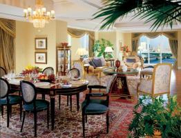 Hotel Four Seasons First Residence