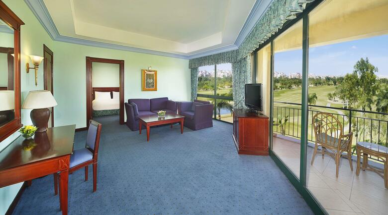Hotel Hilton Pyramids Golf Resort