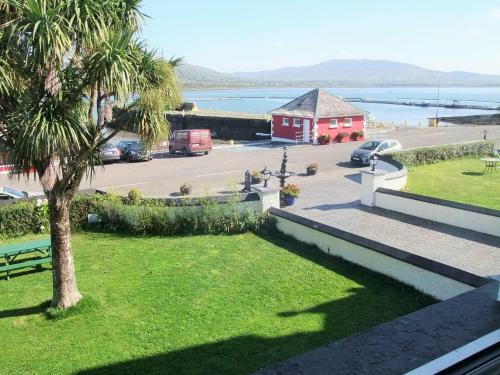 Bed & Breakfast The Royal Valentia