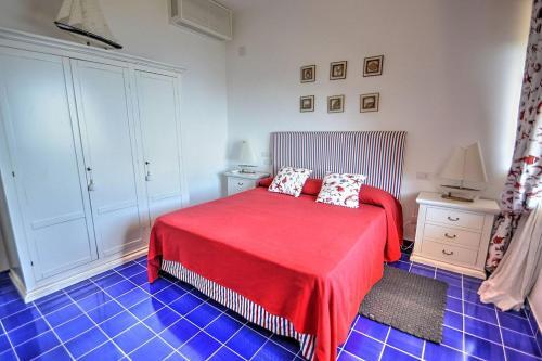 Sirenuse Villa Sleeps 14 Pool Air Con Wifi