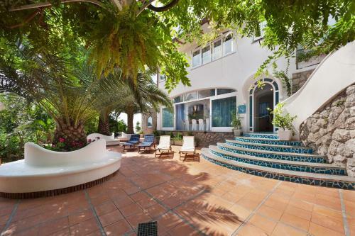 Nerano Villa Sleeps 10 With Pool Air Con And Wifi