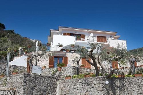 Nerano Villa Sleeps 10 Pool Air Con Wifi