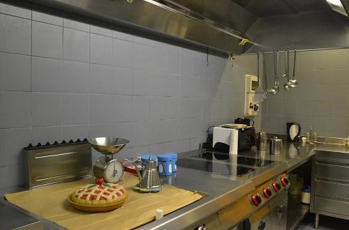 Marina Del Cantone Villa Sleeps 22 Pool Air Con