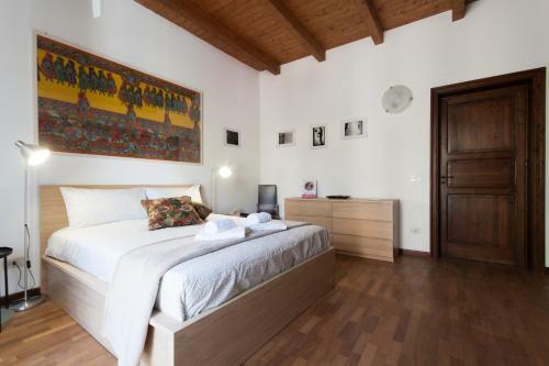 Hostal Locami Holiday&rooms Suite Cavour