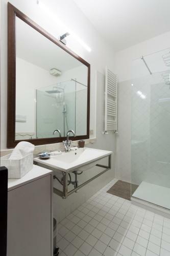 Hostal Locami Holiday&rooms Suite Cavour