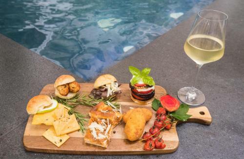 Hotel Casa Nostra Luxury Suites