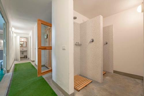 Segromigno In Monte Villa Sleeps 14 With Pool And Air Con