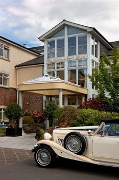Ashdown Park Hotel