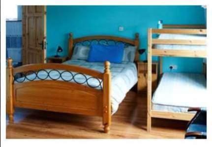 Hostal Douglasha House