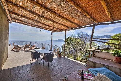 Praiano Villa Sleeps 4 Air Con Wifi