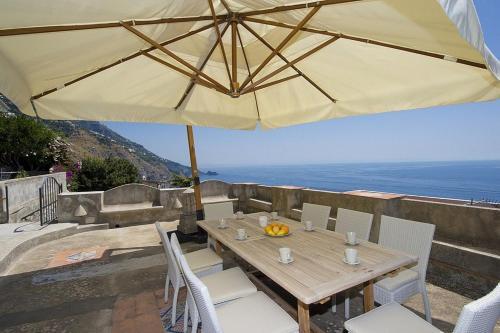 Praiano Villa Sleeps 10 Pool Air Con Wifi