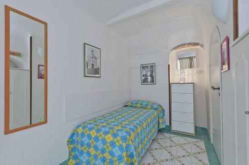 Praiano Villa Sleeps 9 Air Con Wifi