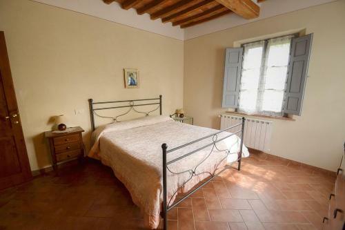 Pozzo Della Chiana Villa Sleeps 24 Pool Air Con