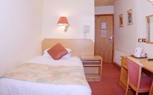 Hostal Durkin's Bar, Restaurant & Guesthouse