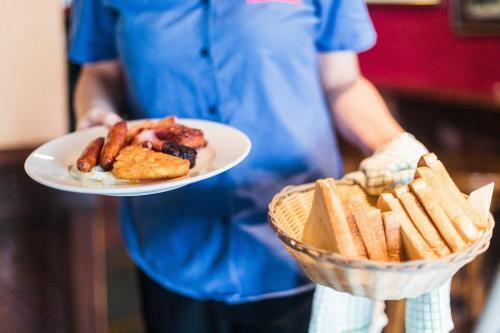 Hostal Durkin's Bar, Restaurant & Guesthouse
