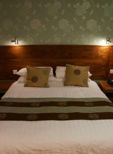 Hostal Durkin's Bar, Restaurant & Guesthouse