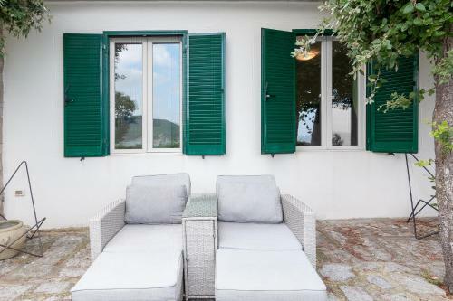 Villa Lo Scoglio A Picco Sul Mare