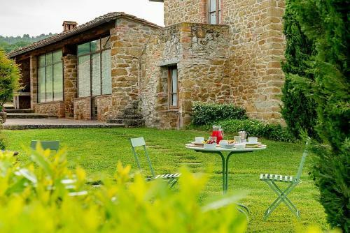 Rapale Villa Sleeps 20 With Pool And Air Con