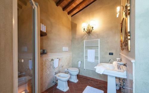 Rapale Villa Sleeps 20 With Pool And Air Con