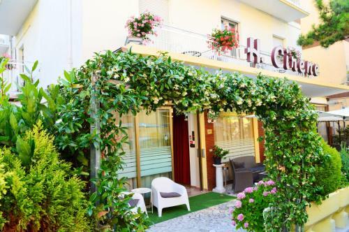 Hostal New Hotel Cirene Single Room With Full Pension Package