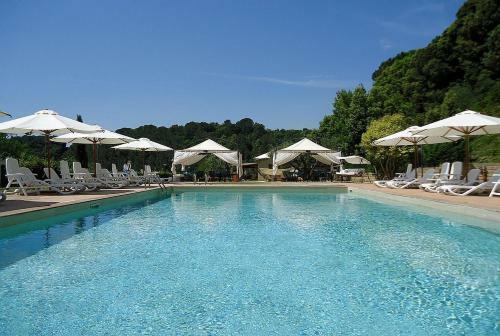 Riparbella Villa Sleeps 3 Pool