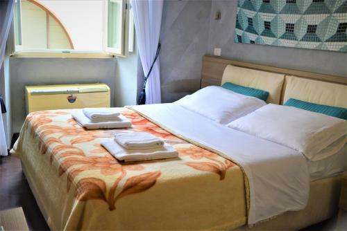 Hostal Art And Relax Suites