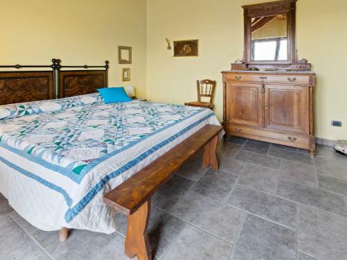 Secluded Apartment In Romagnano Sesia With Balcony