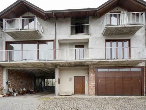 Secluded Apartment In Romagnano Sesia With Balcony