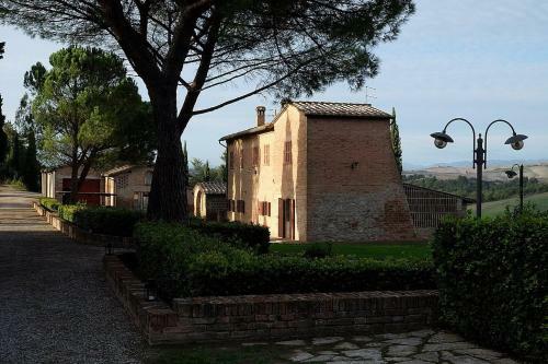 Campana Villa Sleeps 4 Pool Wifi