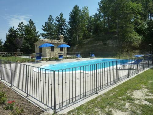 Croce Rossa Villa Sleeps 12 Pool Wifi