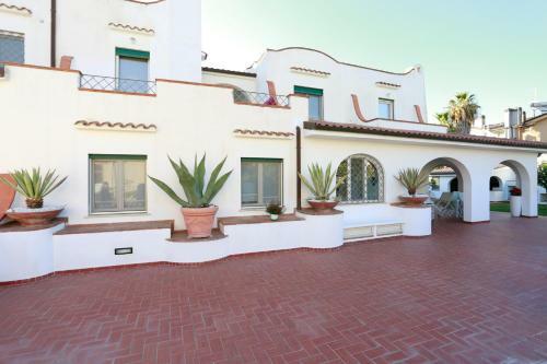 Hostal L'ippocampo Guest House