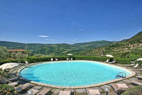 Rufina Apartment Sleeps 6